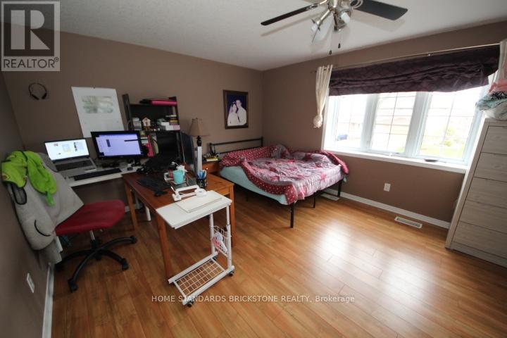 119 Max Becker Drive, Kitchener, Ontario  N2E 3W6 - Photo 8 - X12513118