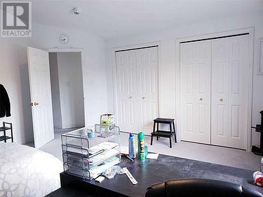 64 Karen Walk, Waterloo, Ontario  N2L 6K7 - Photo 9 - X12513134