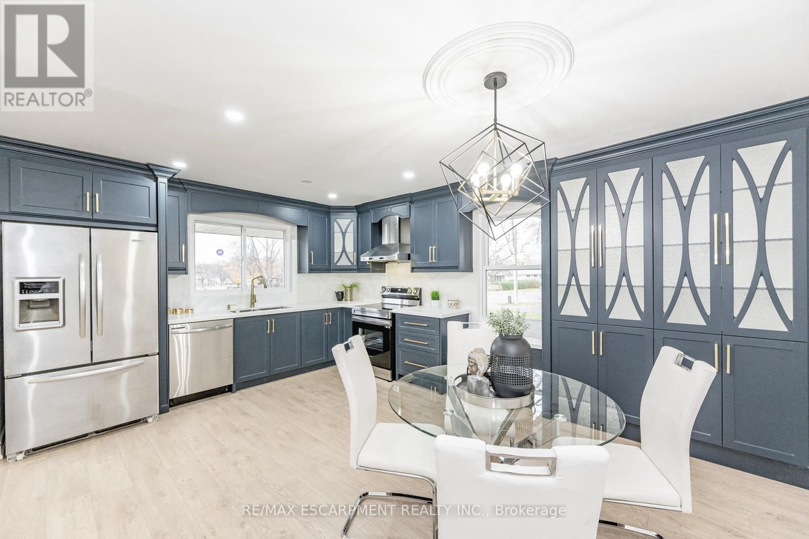 3045 Portage Road, Niagara Falls, Ontario  L2J 2J8 - Photo 6 - X12513140