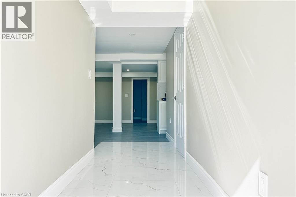 96 Timberlane Crescent Unit# Lower, Kitchener, Ontario  N2N 1S9 - Photo 4 - 40785393