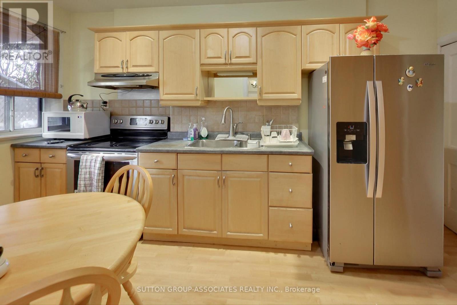 66 Appleton Avenue, Toronto, Ontario  M6E 3A5 - Photo 12 - C12513162