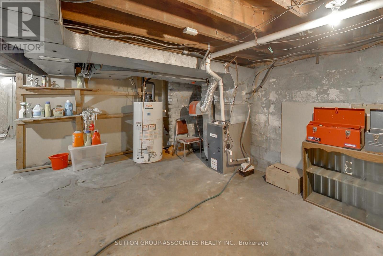 66 Appleton Avenue, Toronto, Ontario  M6E 3A5 - Photo 33 - C12513162