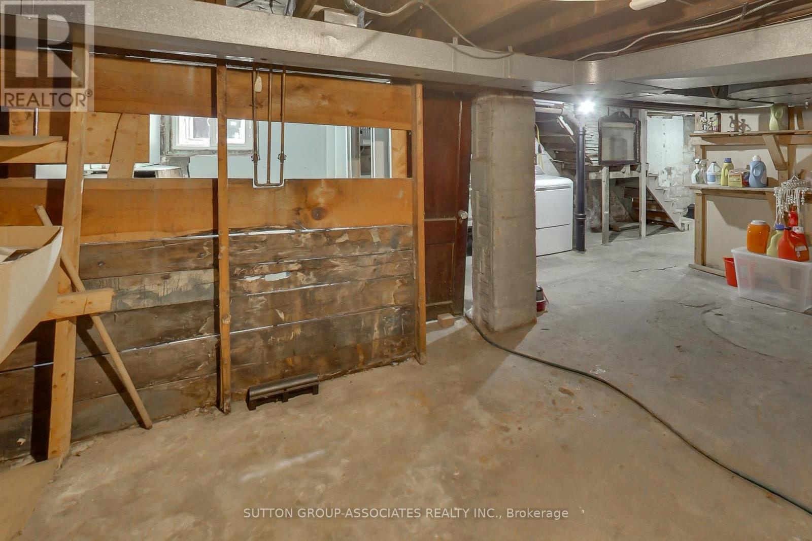 66 Appleton Avenue, Toronto, Ontario  M6E 3A5 - Photo 34 - C12513162