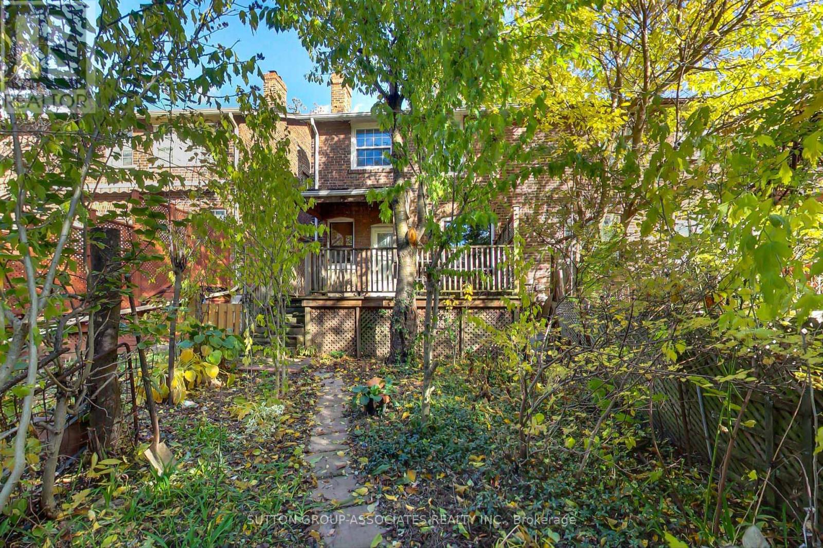 66 Appleton Avenue, Toronto, Ontario  M6E 3A5 - Photo 40 - C12513162