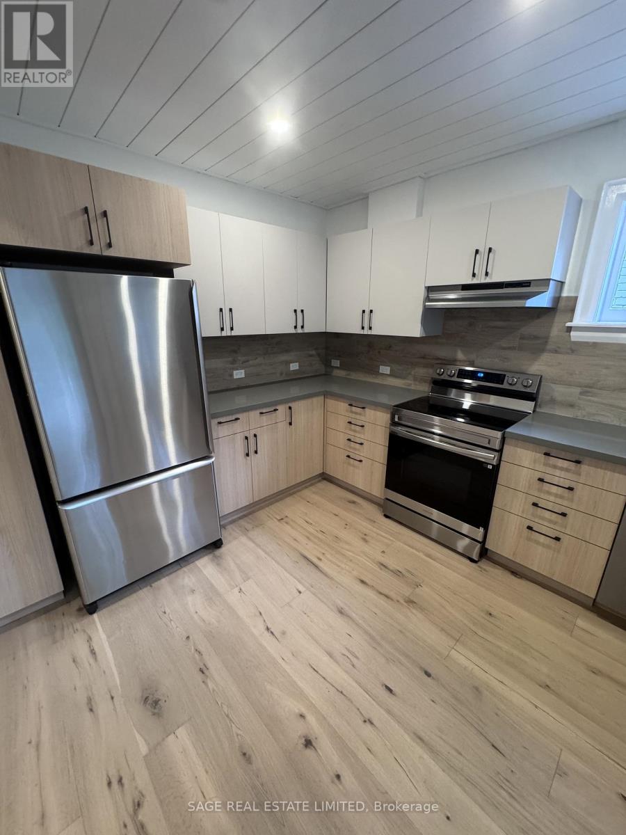 25 Birdsall Avenue, Toronto, Ontario  M4R 2B7 - Photo 10 - C12513206