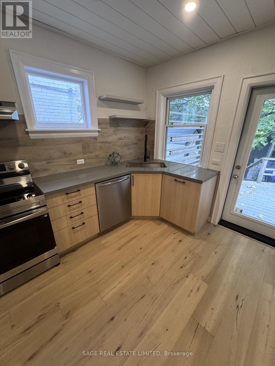 25 Birdsall Avenue, Toronto, Ontario  M4R 2B7 - Photo 11 - C12513206