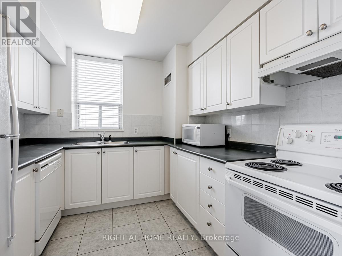 1603 - 35 Merton Street, Toronto, Ontario  M4S 3G4 - Photo 3 - C12513210