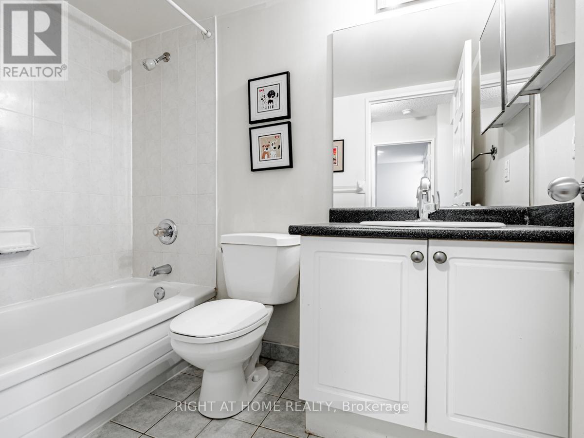 1603 - 35 Merton Street, Toronto, Ontario  M4S 3G4 - Photo 5 - C12513210