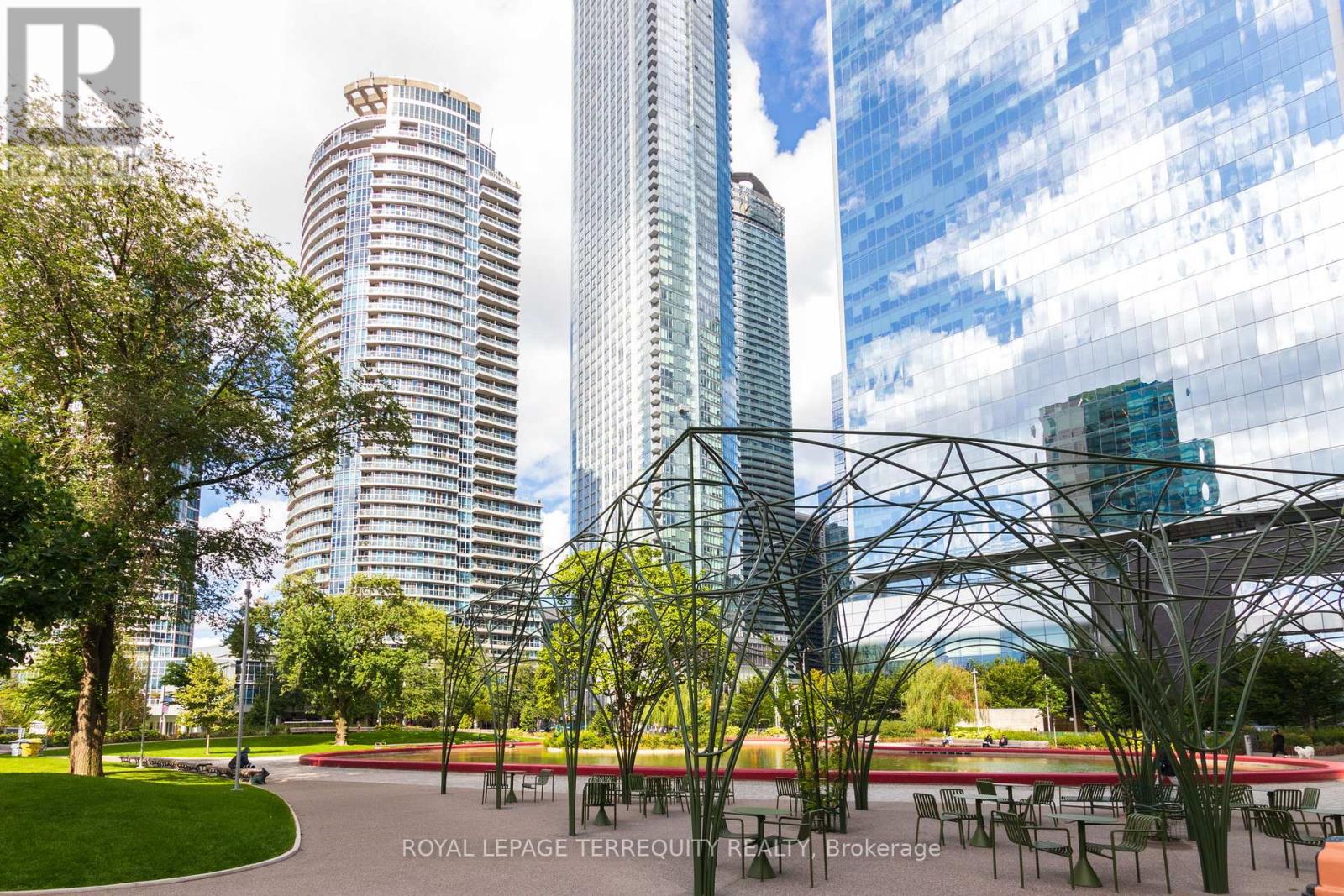 3613 - 8 York Street, Toronto, Ontario  M5J 2Y2 - Photo 5 - C12513262