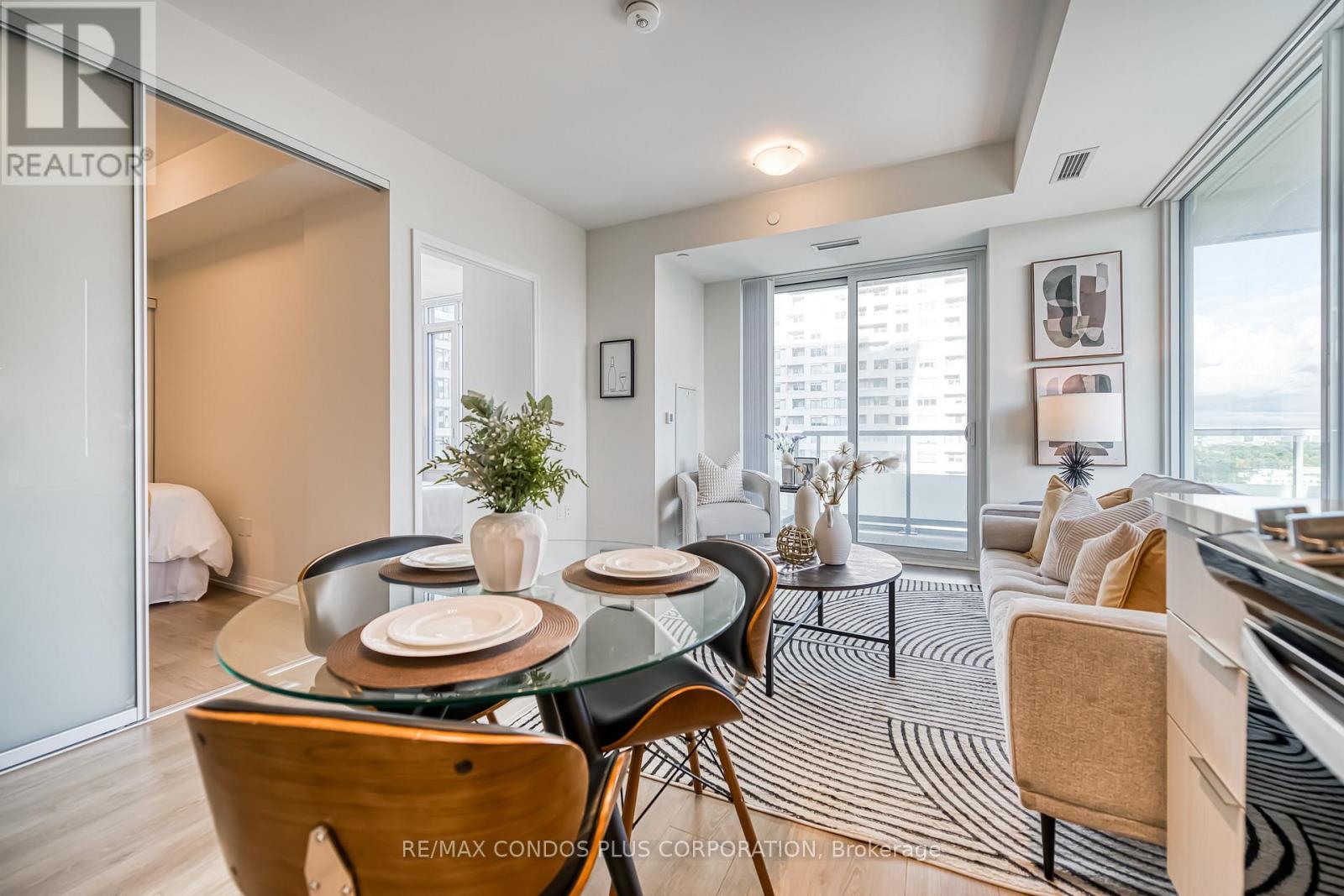 2007 - 25 Holly Street, Toronto, Ontario M4S 0E3 - Photo 13 - C12513284