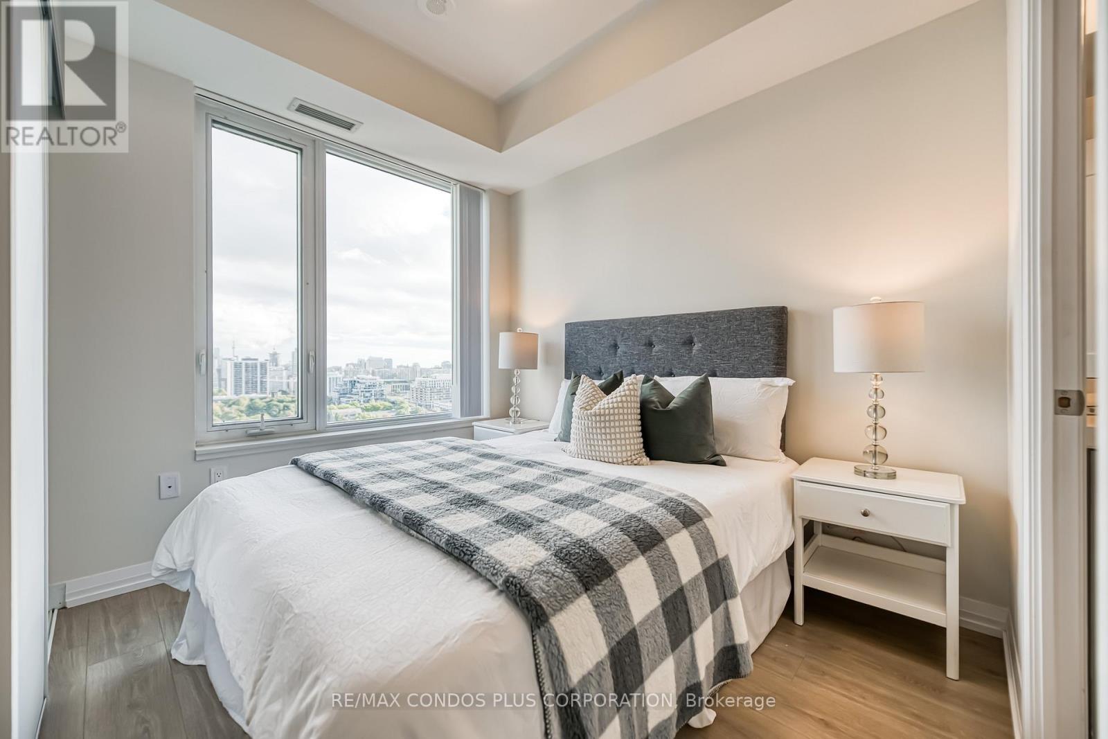 2007 - 25 Holly Street, Toronto, Ontario M4S 0E3 - Photo 15 - C12513284