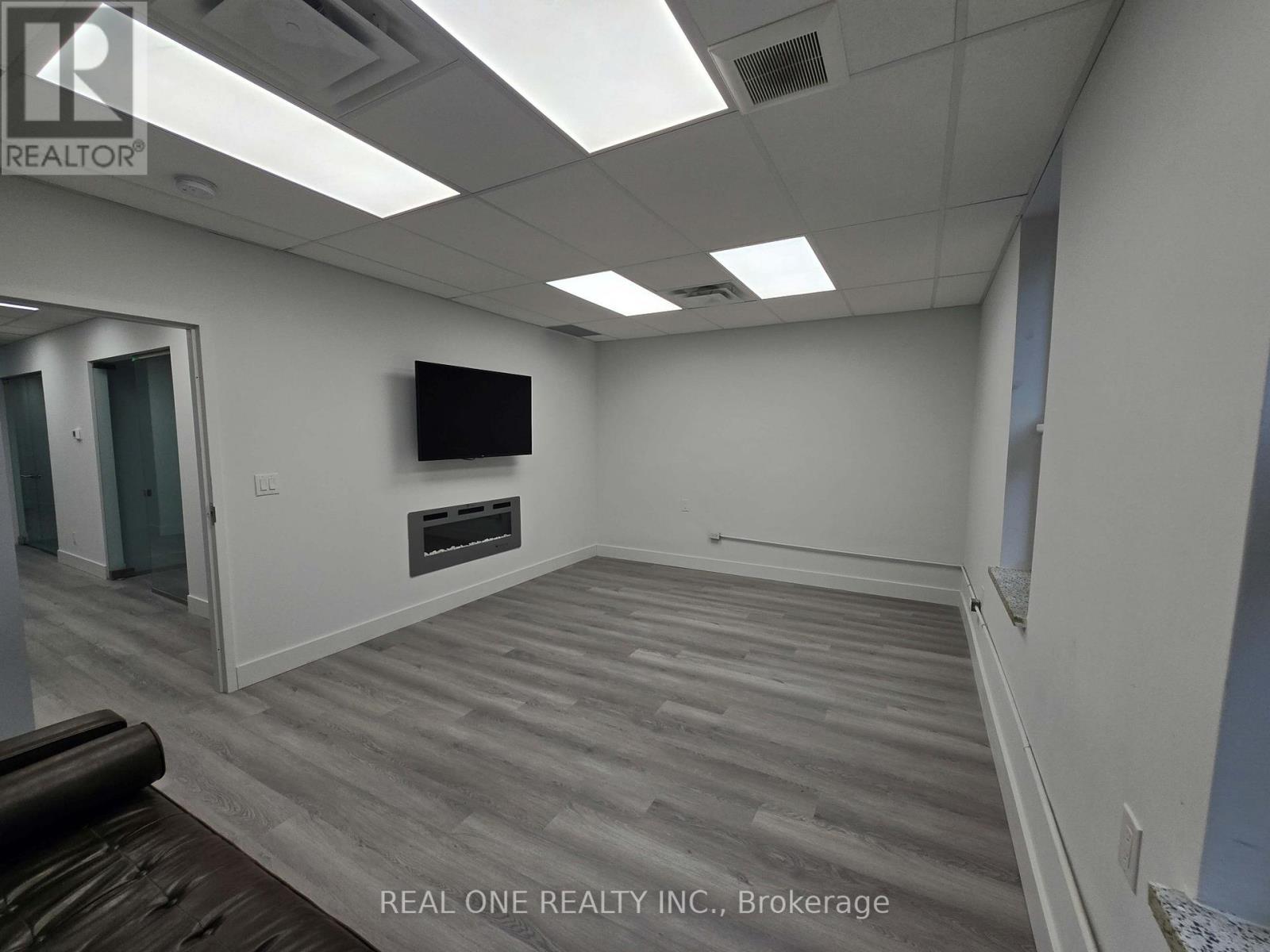 301 - 100 Sheppard Avenue W, Toronto, Ontario  M2N 1M6 - Photo 10 - C12513304