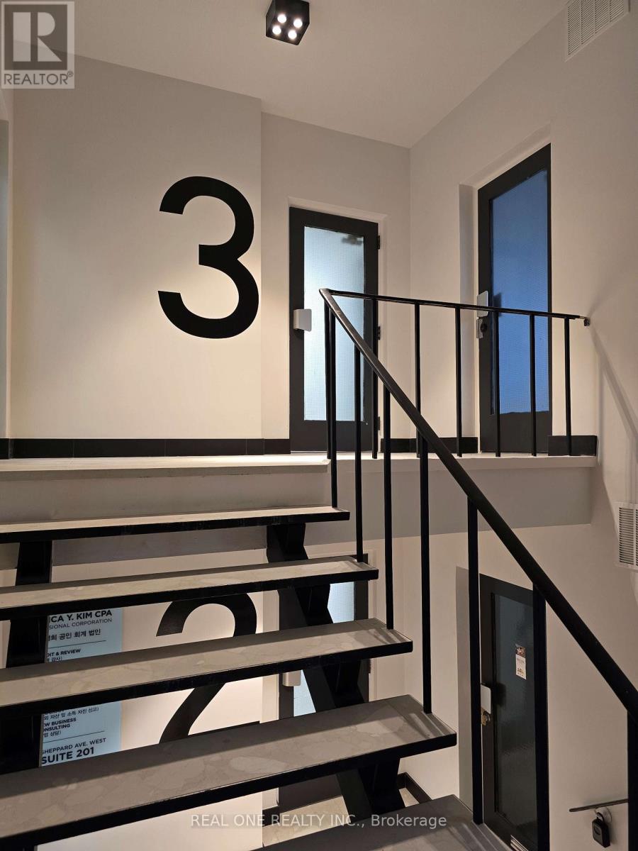 301 - 100 Sheppard Avenue W, Toronto, Ontario  M2N 1M6 - Photo 5 - C12513304