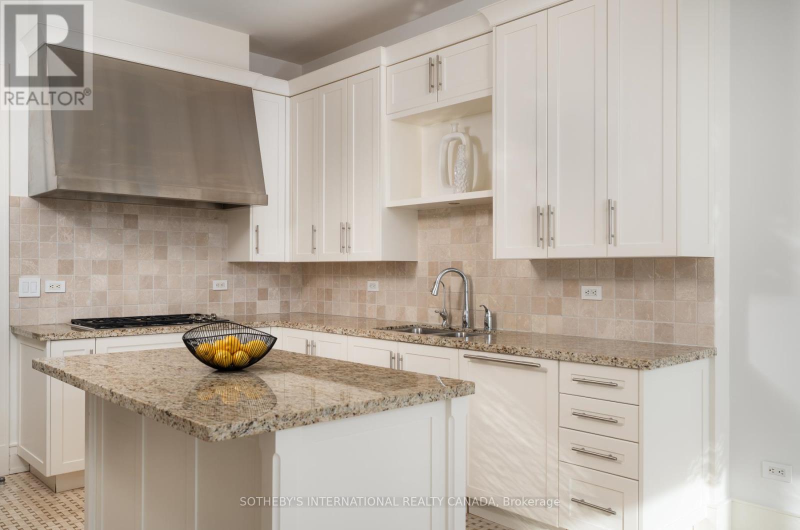 4104 - 183 Wellington Street W, Toronto, Ontario  M5V 0A1 - Photo 18 - C12513306