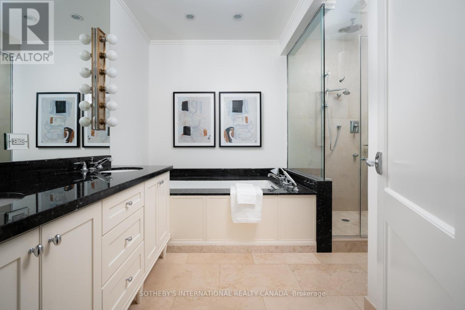 4104 - 183 Wellington Street W, Toronto, Ontario  M5V 0A1 - Photo 26 - C12513306