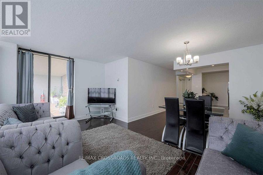 1109 - 45 Sunrise Avenue, Toronto, Ontario  M4A 2S3 - Photo 8 - C12513310