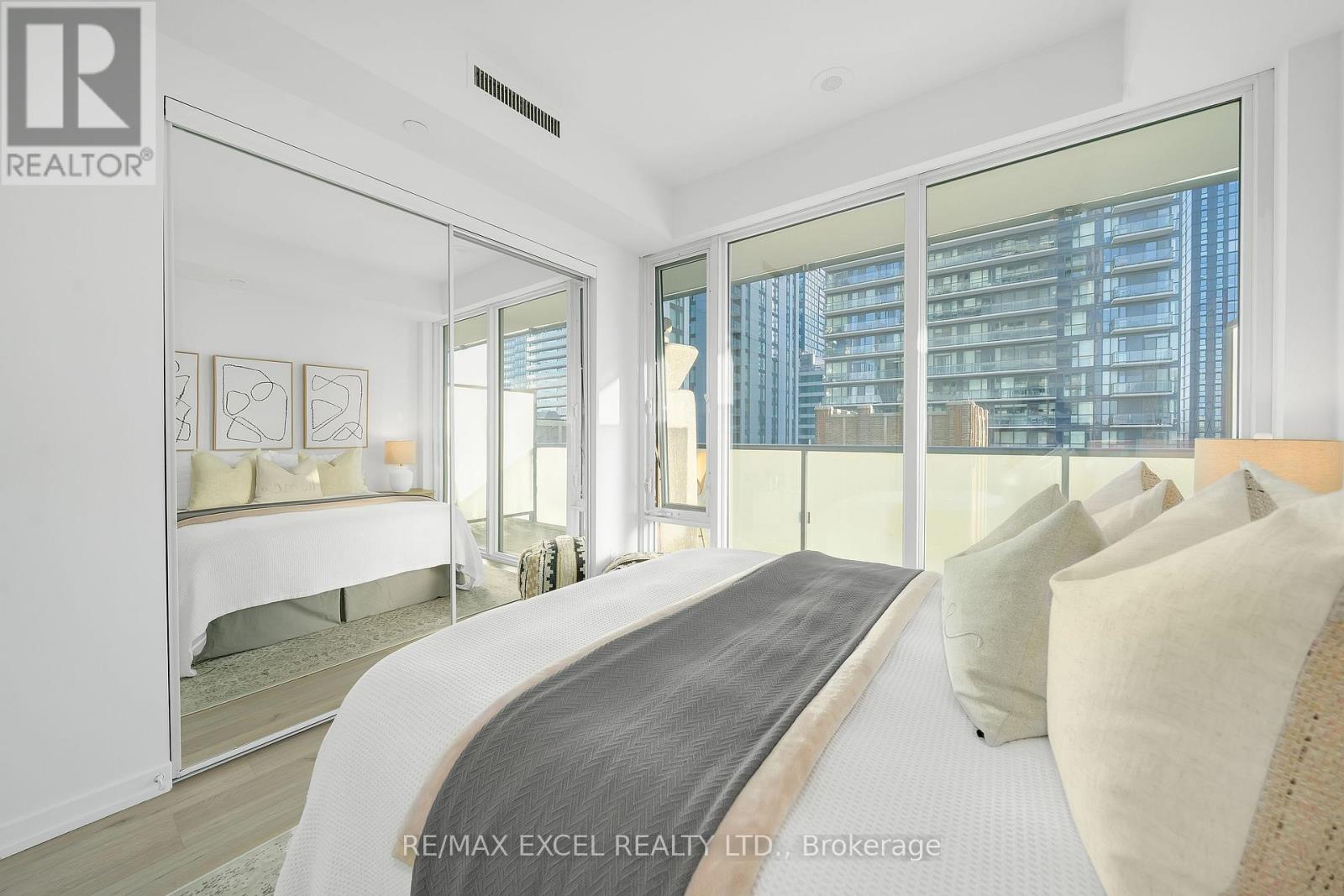 1508 - 101 Peter Street, Toronto, Ontario  M5V 0G6 - Photo 16 - C12513324