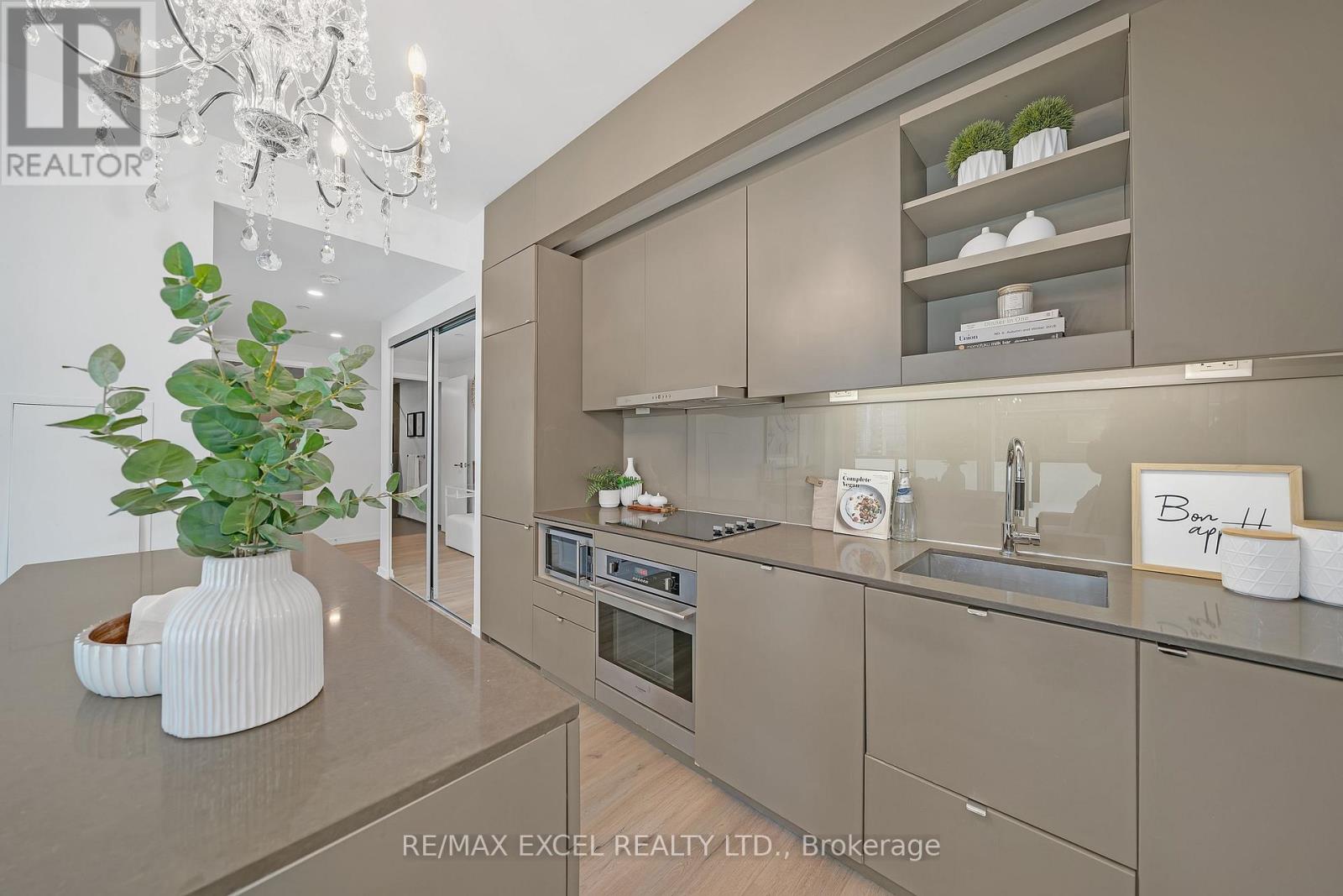 1508 - 101 Peter Street, Toronto, Ontario  M5V 0G6 - Photo 8 - C12513324