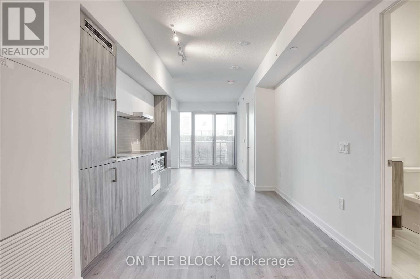 1501 - 138 Downes Street, Toronto, Ontario  M5E 0E4 - Photo 1 - C12513356