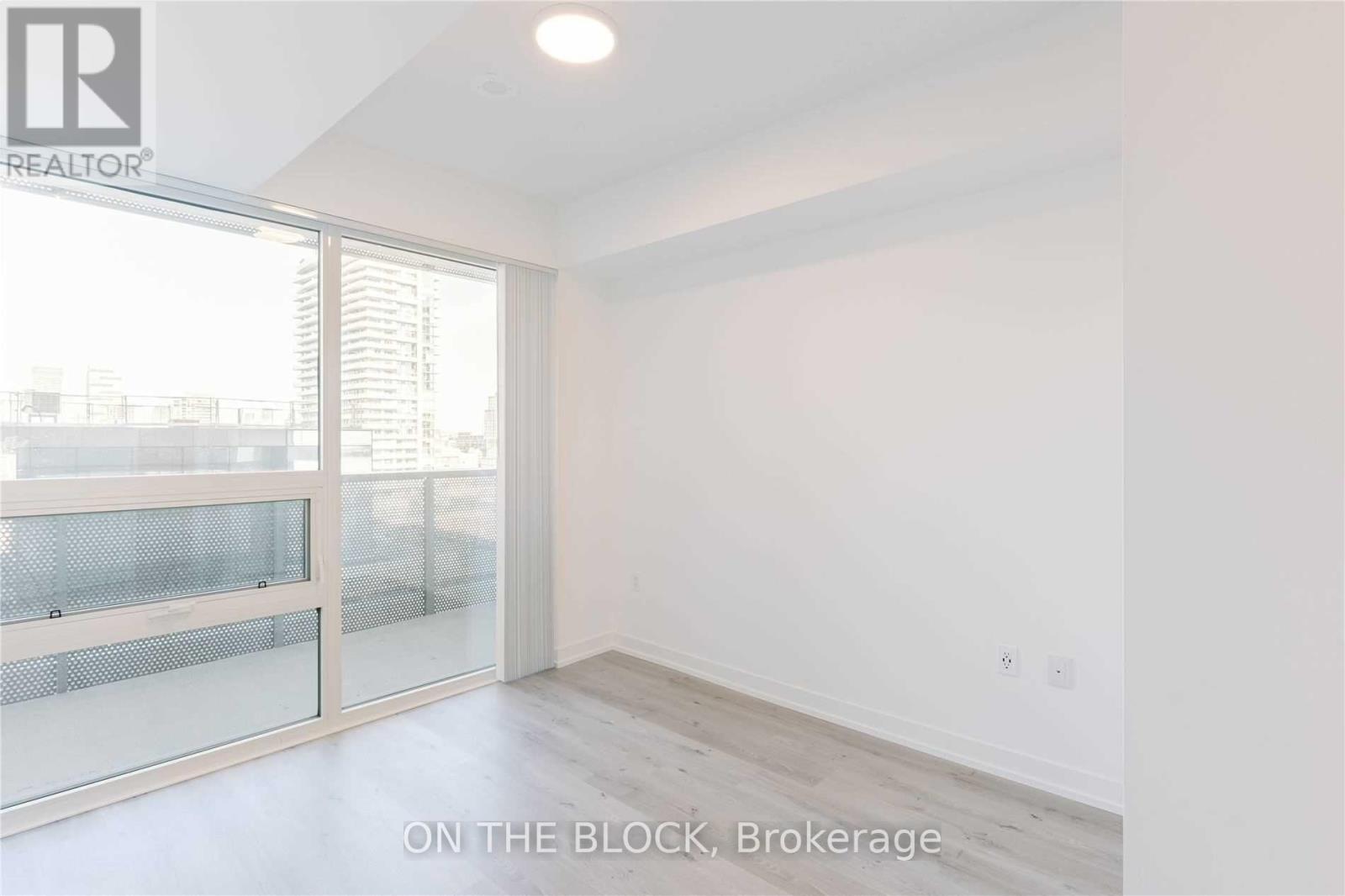 1501 - 138 Downes Street, Toronto, Ontario  M5E 0E4 - Photo 11 - C12513356