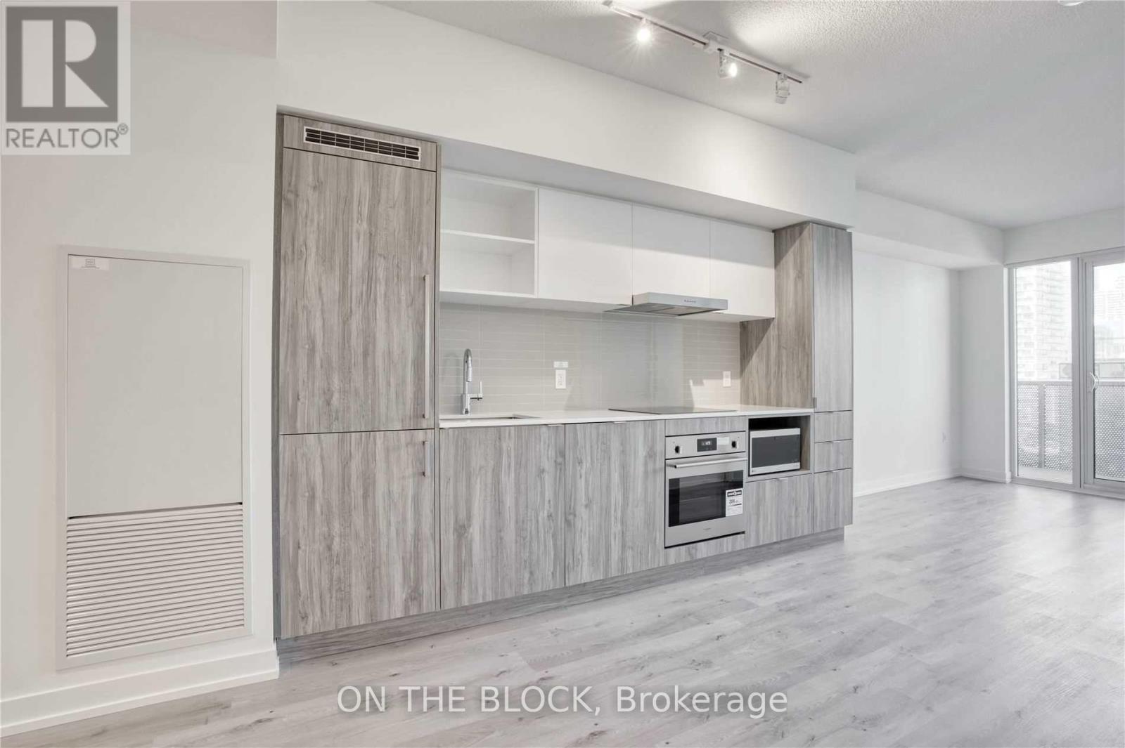 1501 - 138 Downes Street, Toronto, Ontario  M5E 0E4 - Photo 4 - C12513356