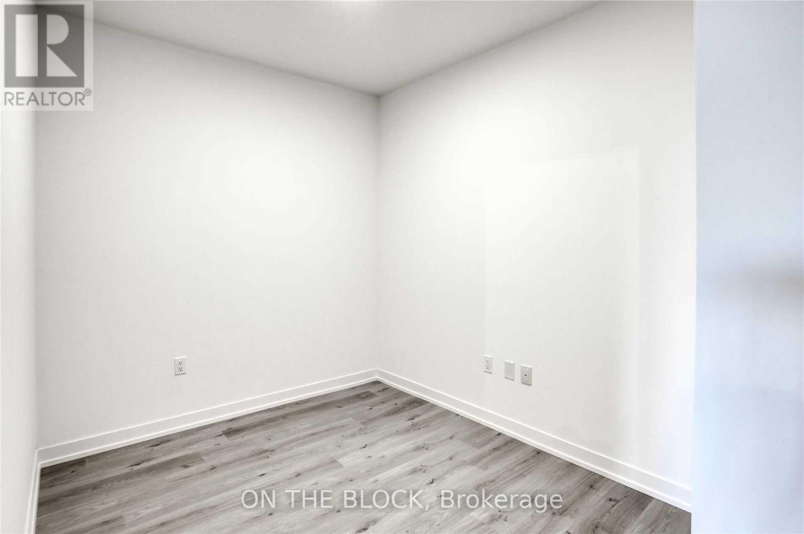 1501 - 138 Downes Street, Toronto, Ontario  M5E 0E4 - Photo 7 - C12513356