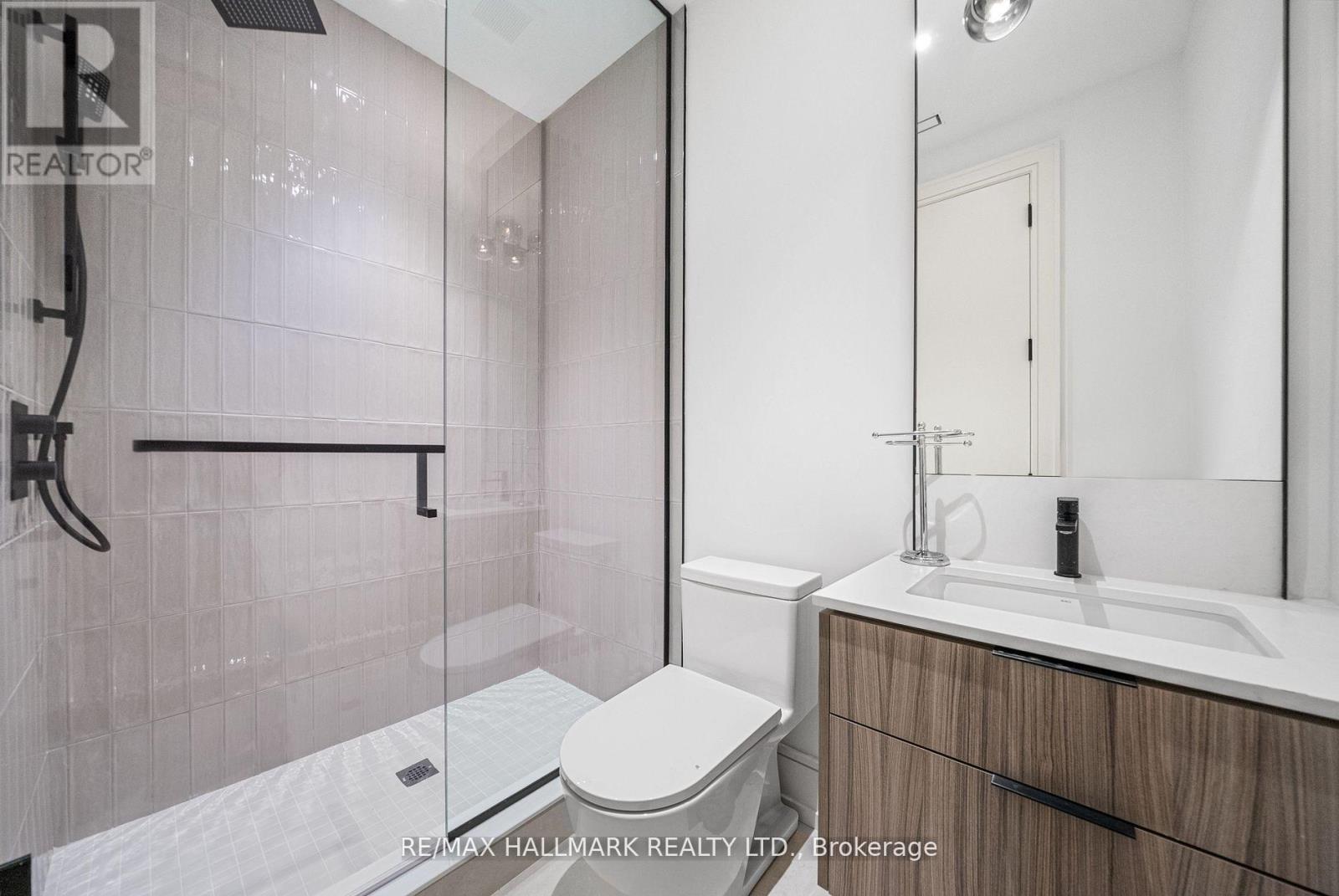 22 Divadale Drive, Toronto, Ontario  M4G 2N9 - Photo 31 - C12513372