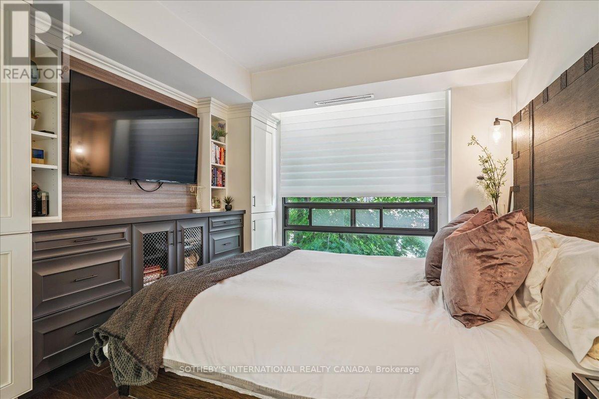 302 - 449 Walmer Road, Toronto, Ontario  M5P 2X9 - Photo 14 - C12313345