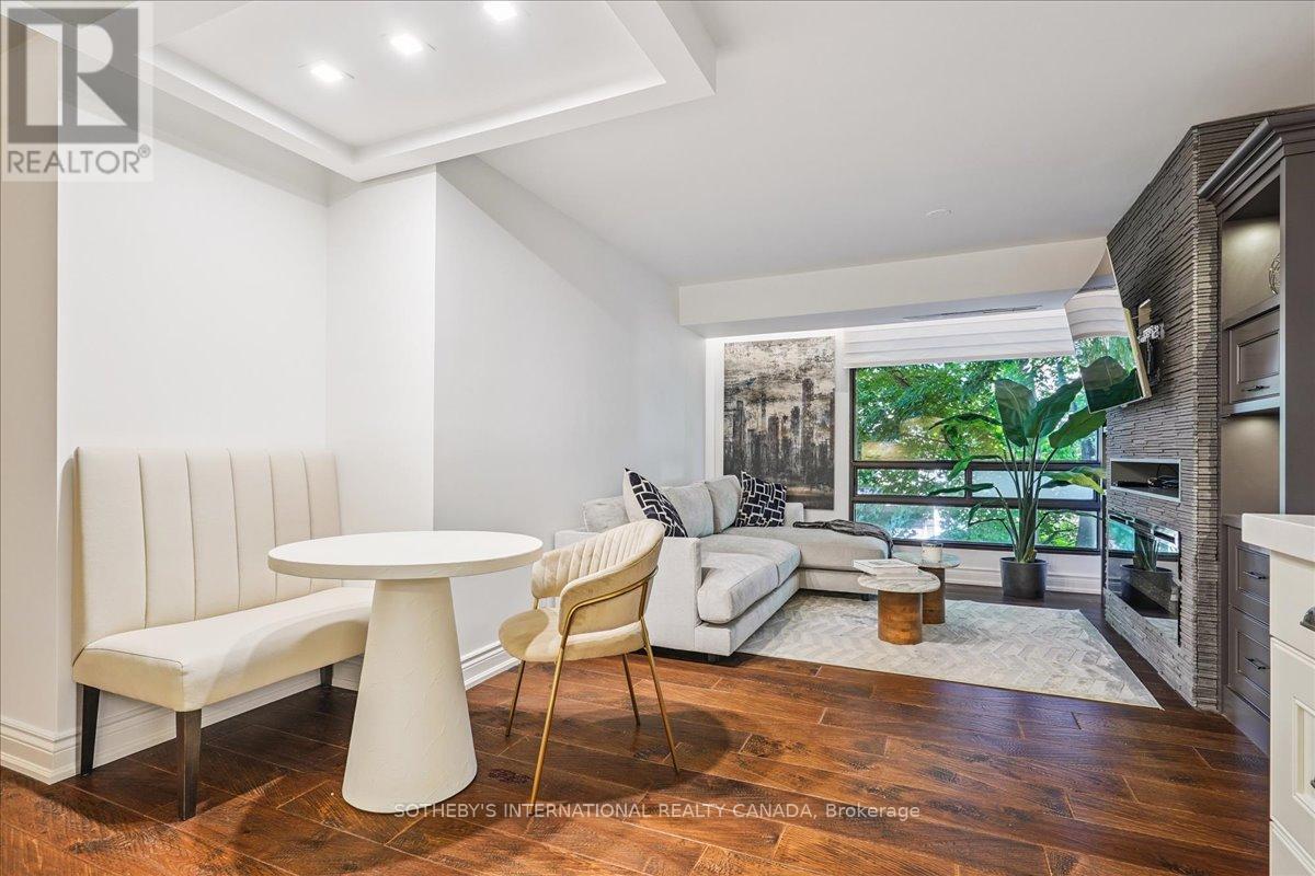 302 - 449 Walmer Road, Toronto, Ontario  M5P 2X9 - Photo 11 - C12313345