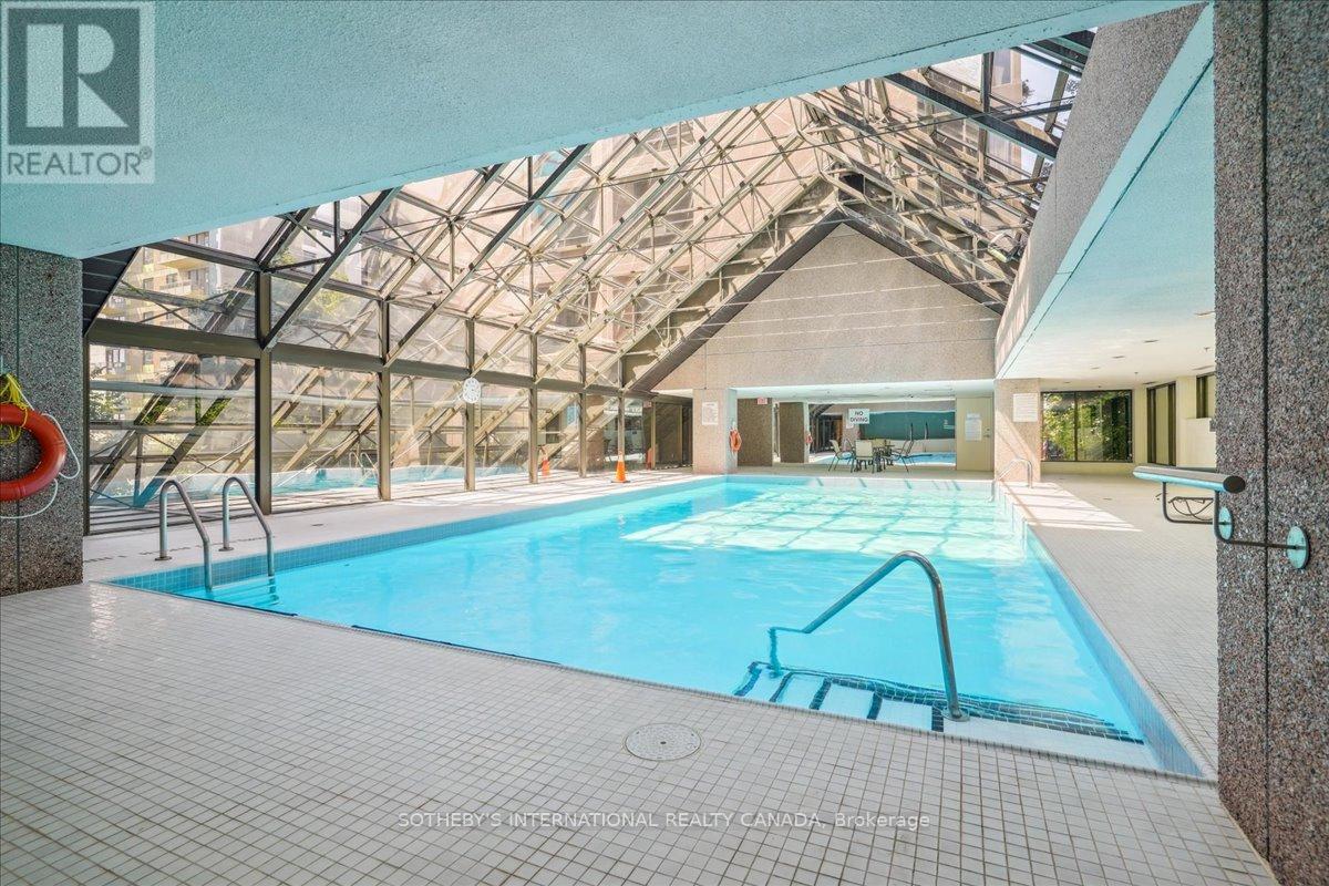 302 - 449 Walmer Road, Toronto, Ontario  M5P 2X9 - Photo 25 - C12313345