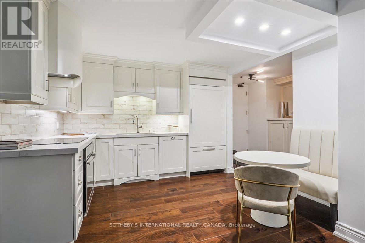 302 - 449 Walmer Road, Toronto, Ontario  M5P 2X9 - Photo 8 - C12313345