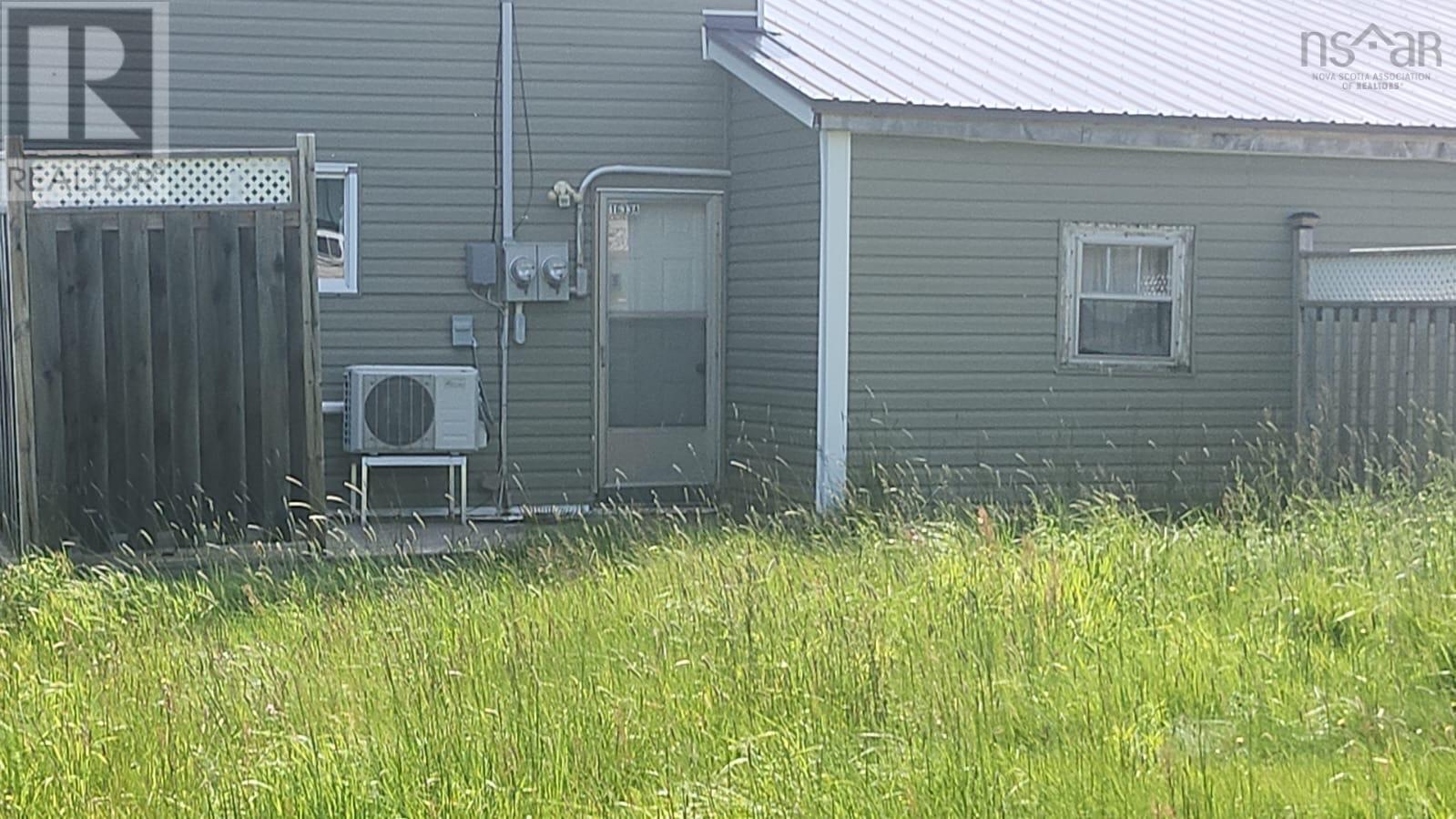 1633 Mackay Street, Westville, Nova Scotia  B0K 2A0 - Photo 8 - 202527245