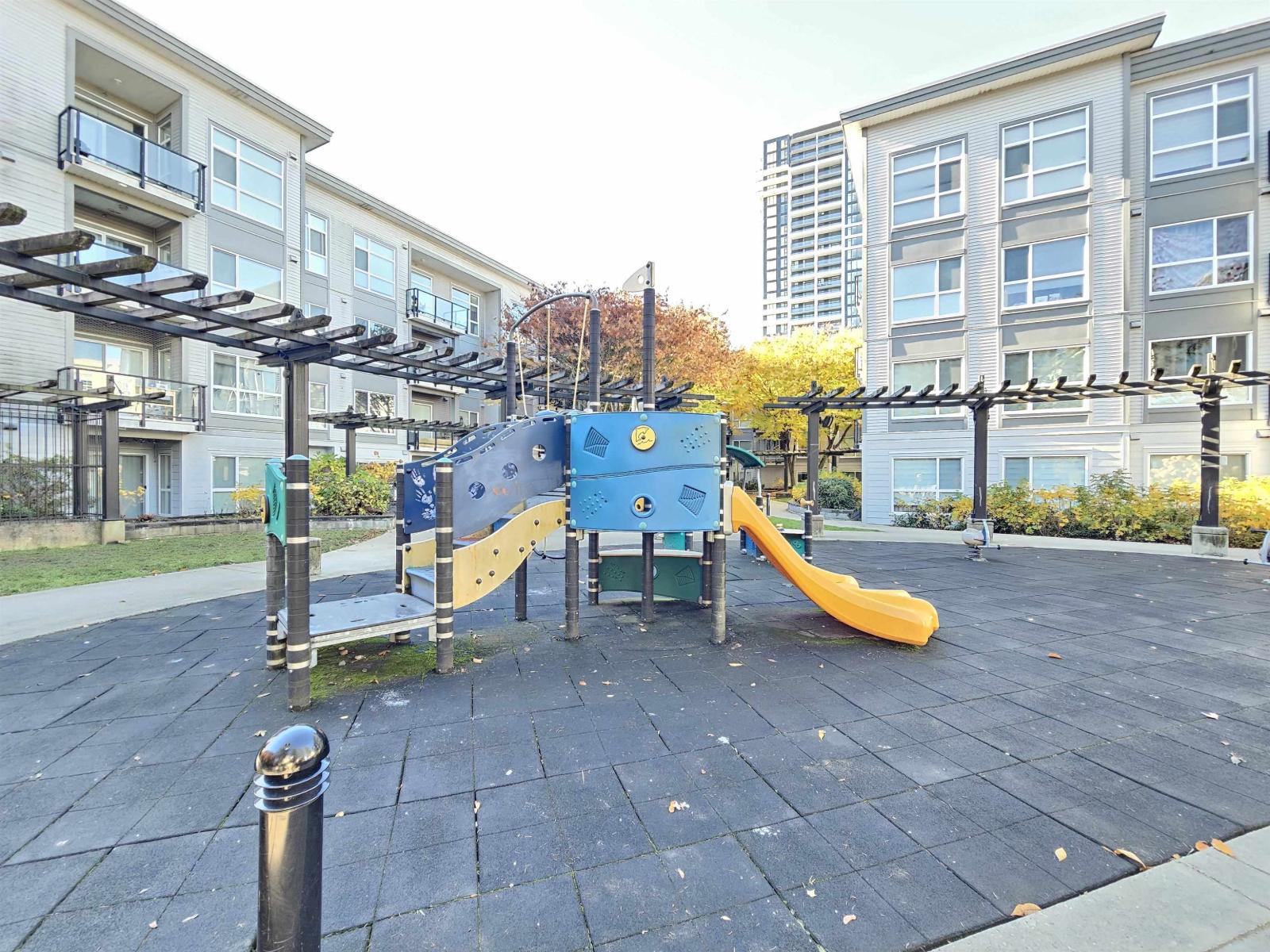 232 13768 108 Avenue, Surrey, British Columbia  V3T 0L9 - Photo 4 - R3065058
