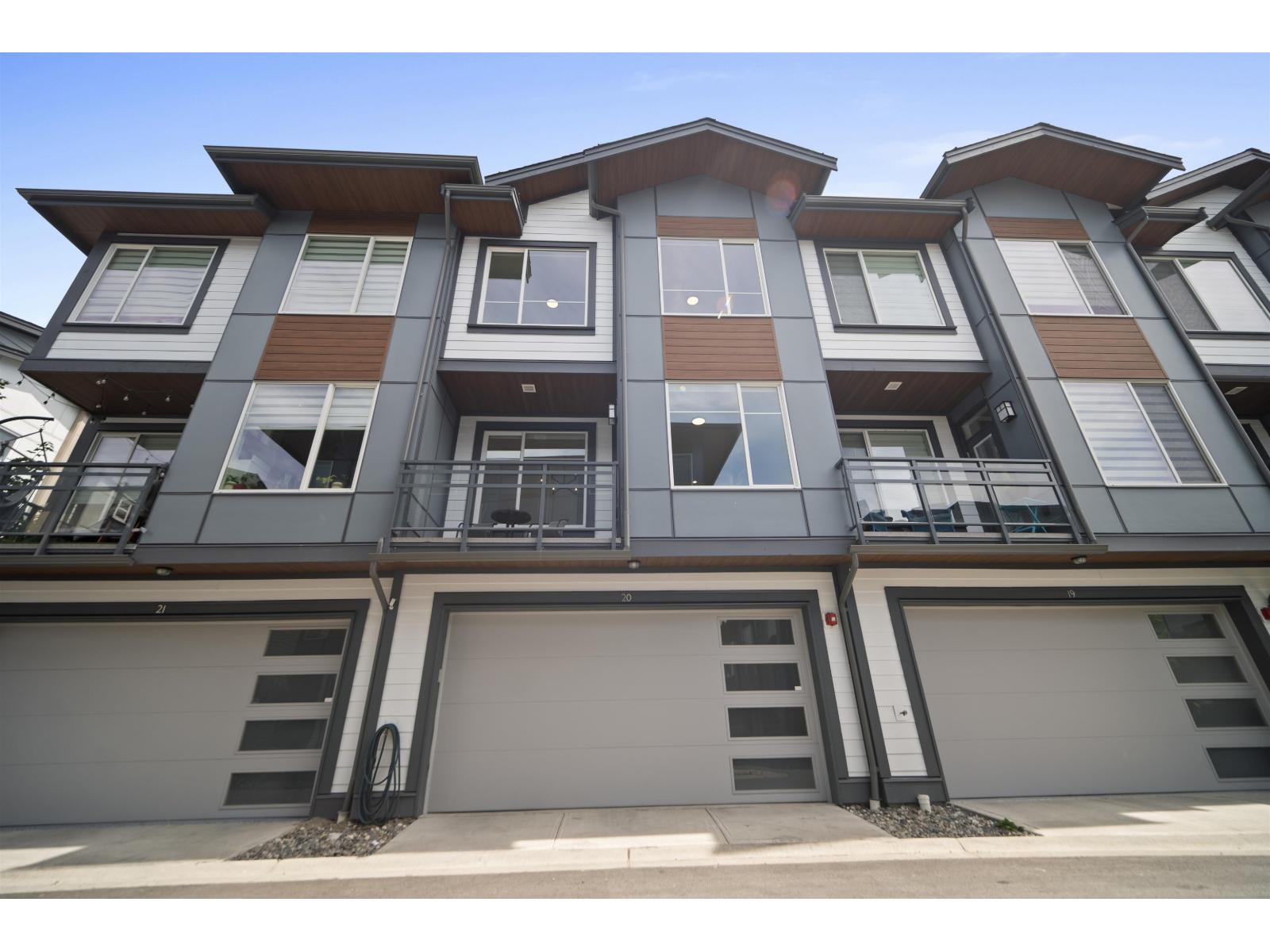 20 20763 76 AVENUE, Langley, British Columbia