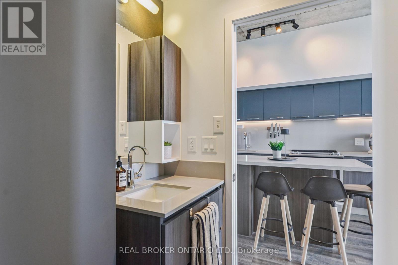 1102 - 30 Baseball Place, Toronto, Ontario M4M 0E8 - Photo 17 - E12513214