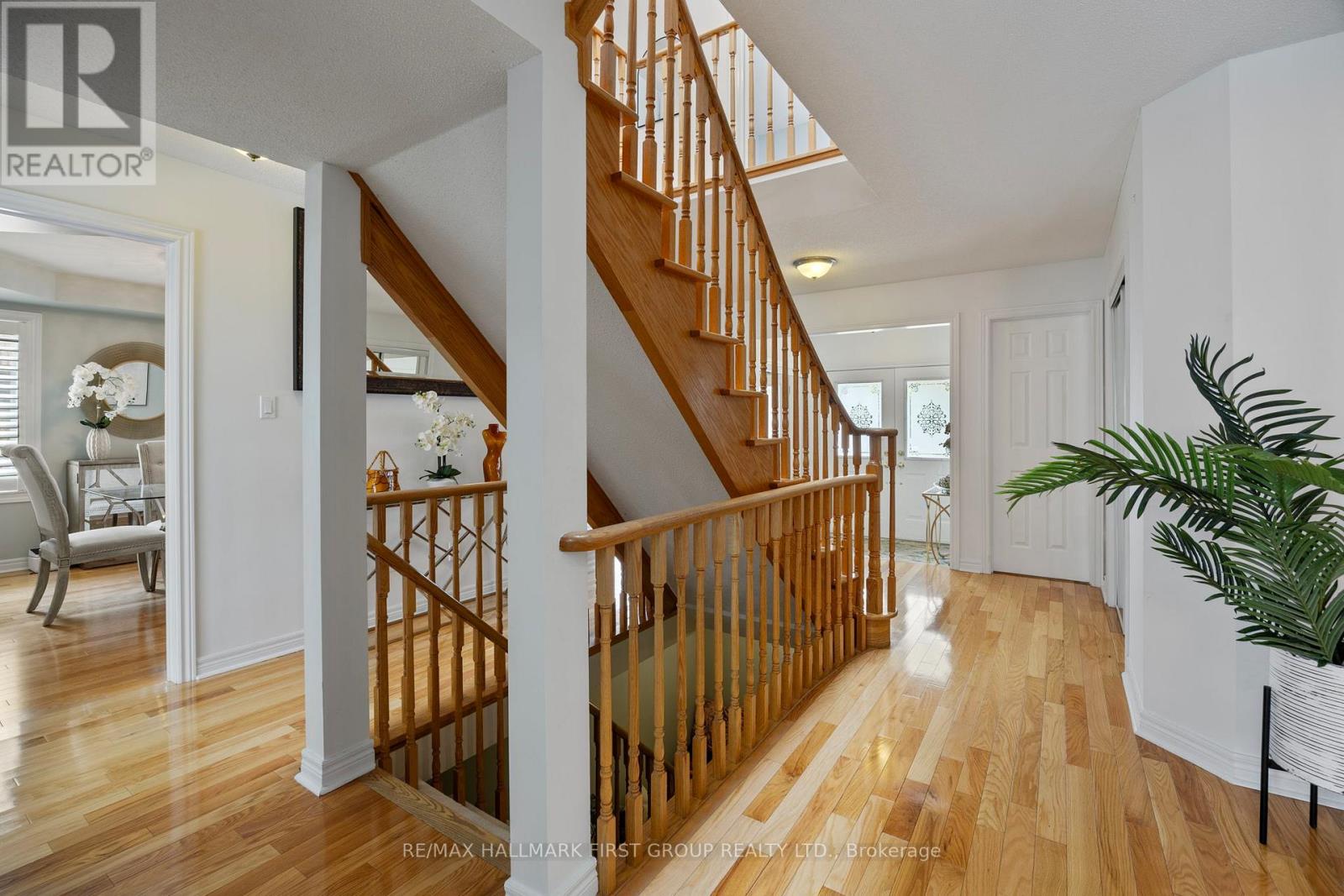 19 Ballgrove Crescent, Ajax, Ontario L1T 4Z3 - Photo 7 - E12513216