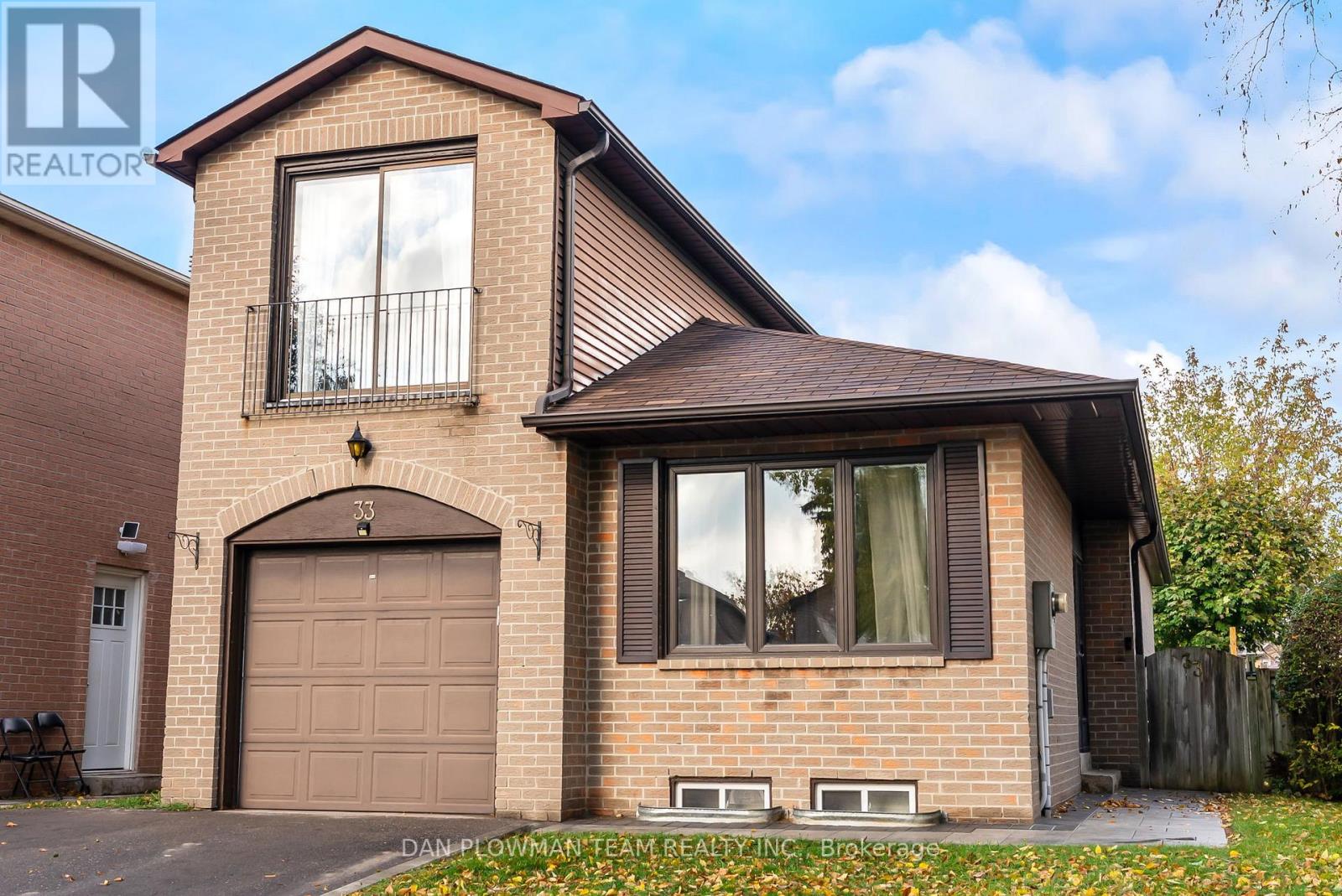 33 DELANEY DRIVE, Ajax, Ontario