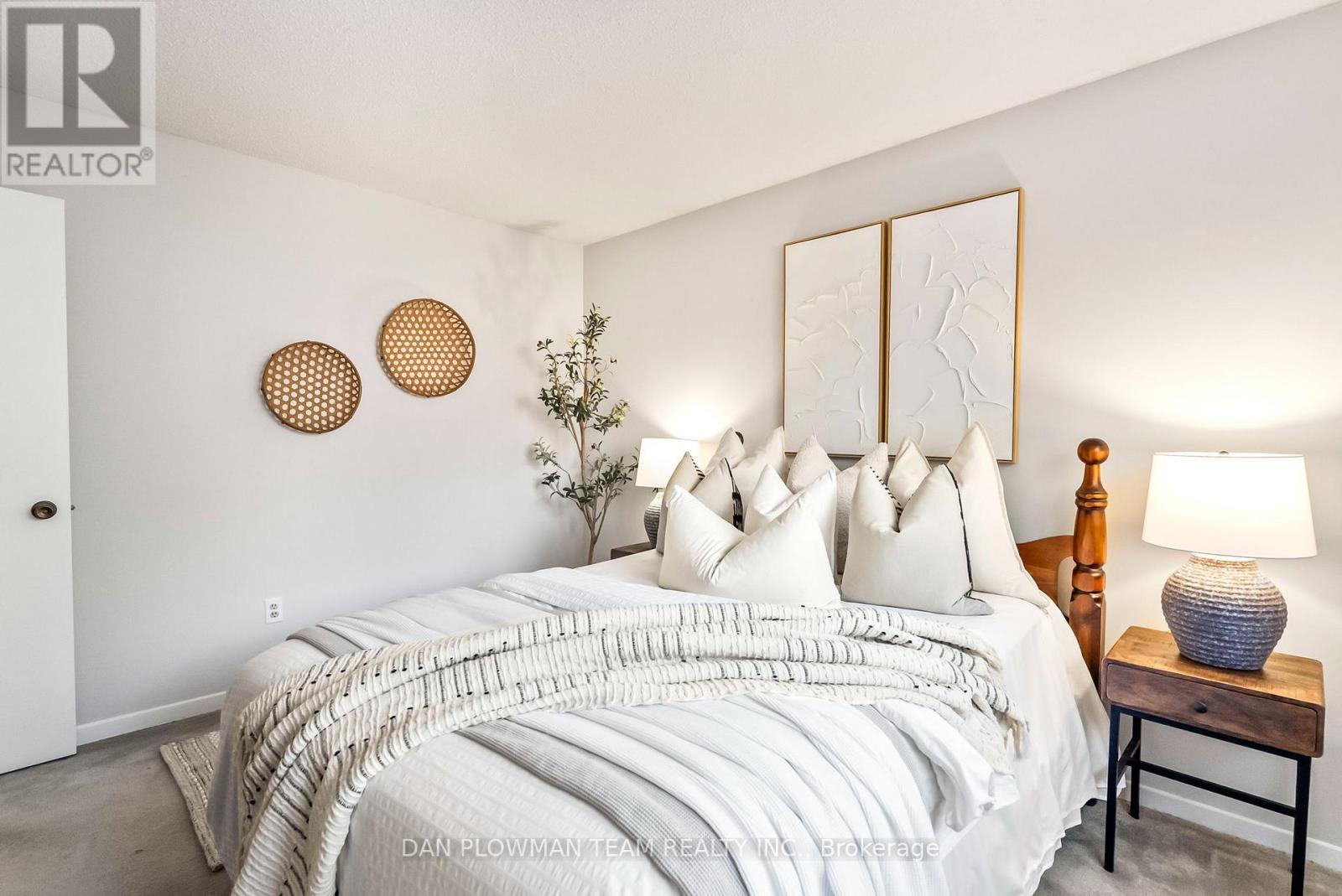 33 Delaney Drive, Ajax, Ontario  L1T 2K4 - Photo 19 - E12513230