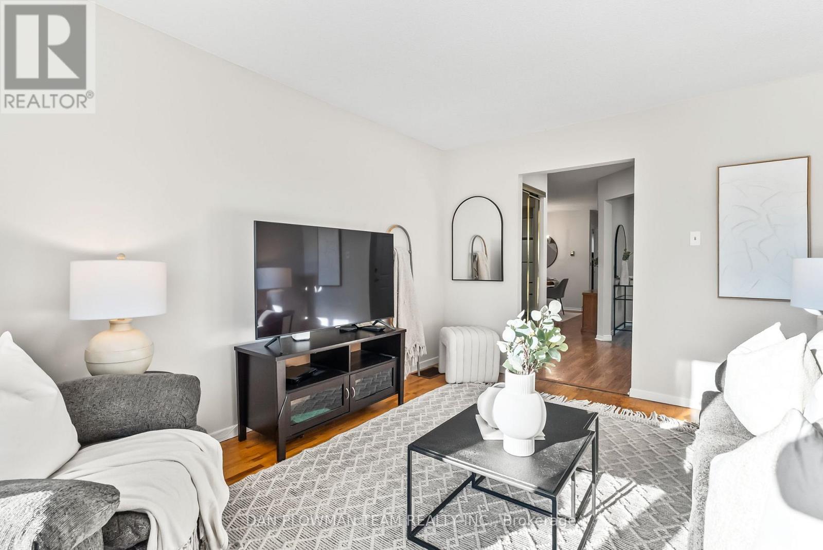 33 Delaney Drive, Ajax, Ontario  L1T 2K4 - Photo 8 - E12513230