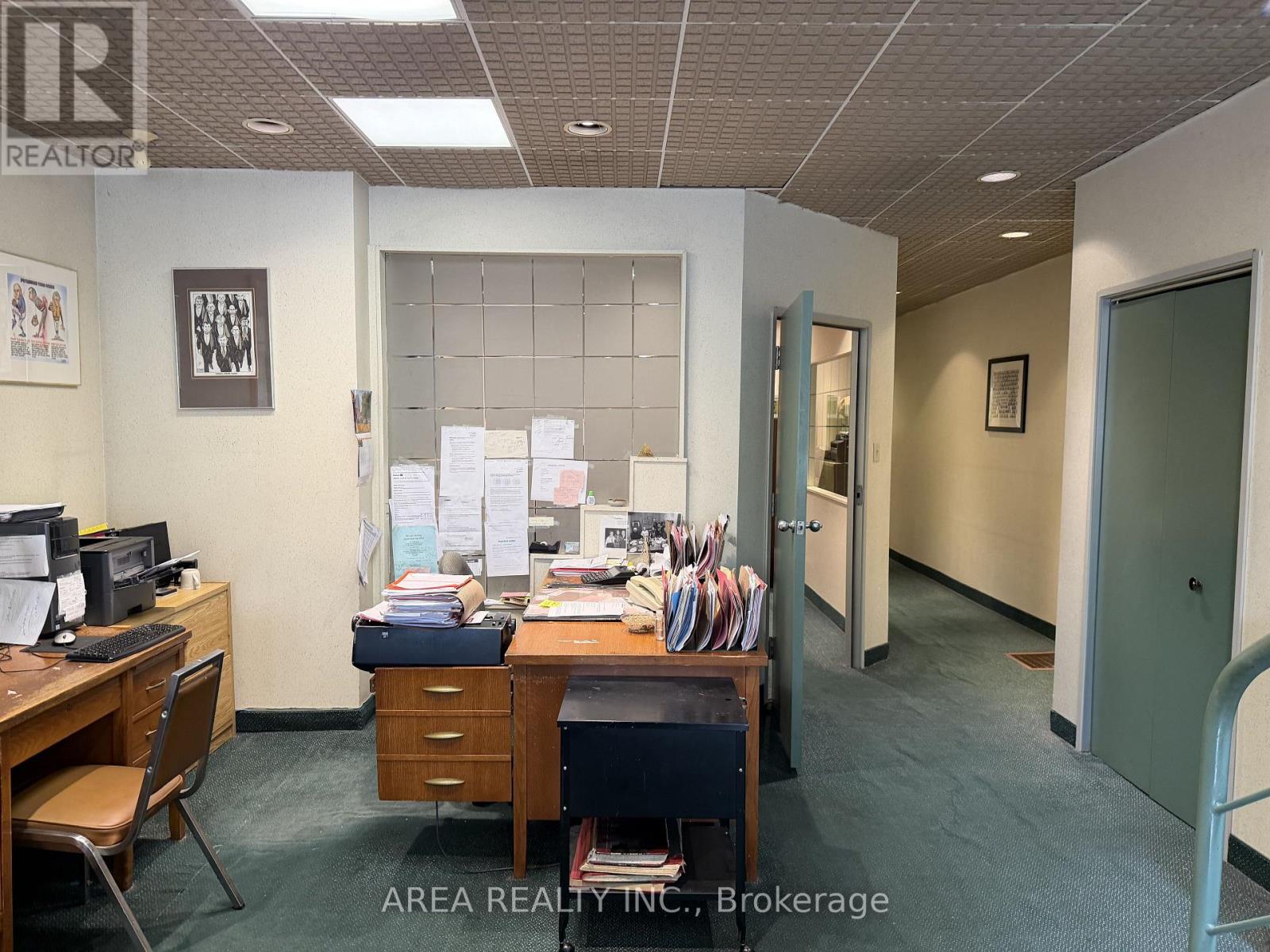 Main Fl - 782 Broadview Avenue W, Toronto, Ontario M4K 2P7 - Photo 2 - E12513234