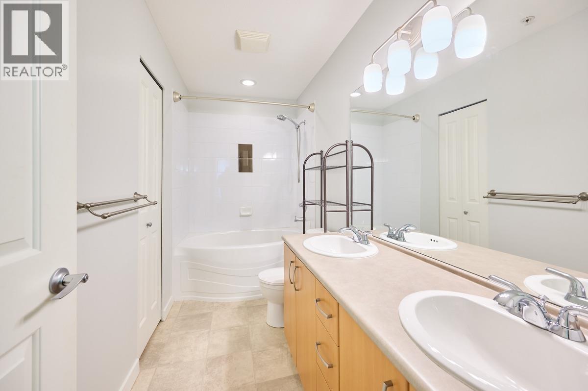 119 801 Klahanie Drive, Port Moody, British Columbia  V3H 5K4 - Photo 17 - R3064584