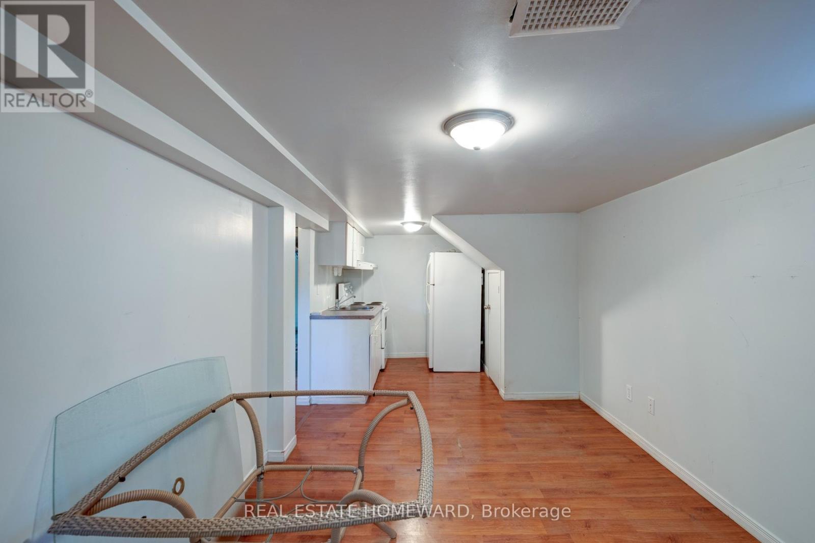 144 Westlake Avenue, Toronto, Ontario  M4C 4R9 - Photo 31 - E12513298