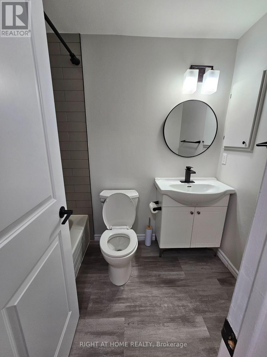 19 Greenfield Crescent, Whitby, Ontario L1N 7G2 - Photo 19 - E12513322