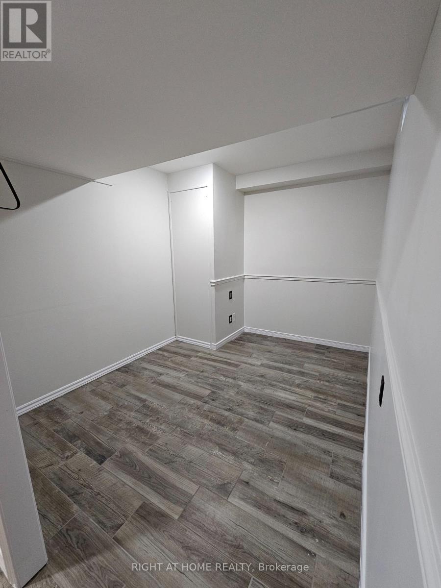 19 Greenfield Crescent, Whitby, Ontario L1N 7G2 - Photo 26 - E12513322