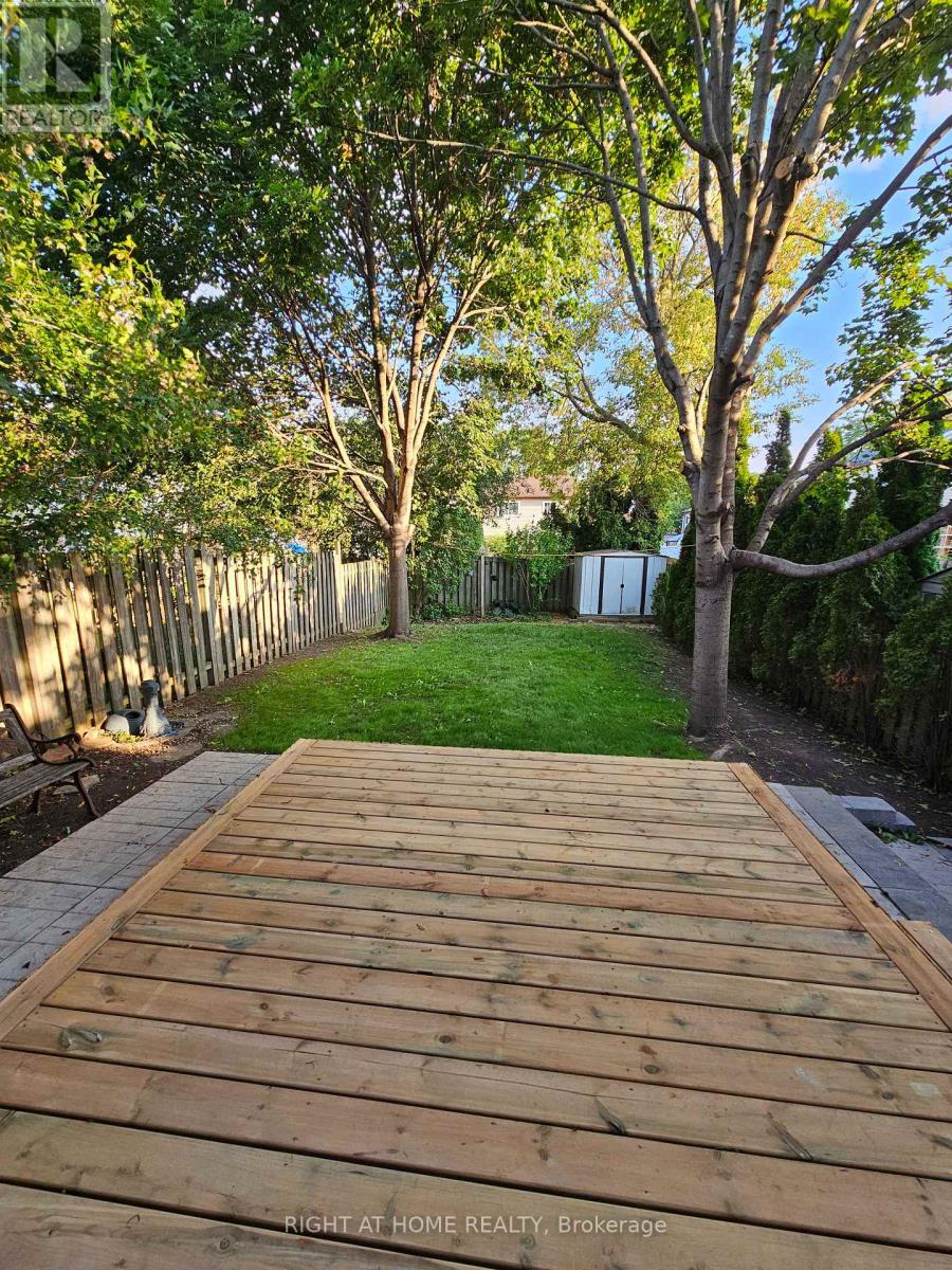 19 Greenfield Crescent, Whitby, Ontario L1N 7G2 - Photo 29 - E12513322