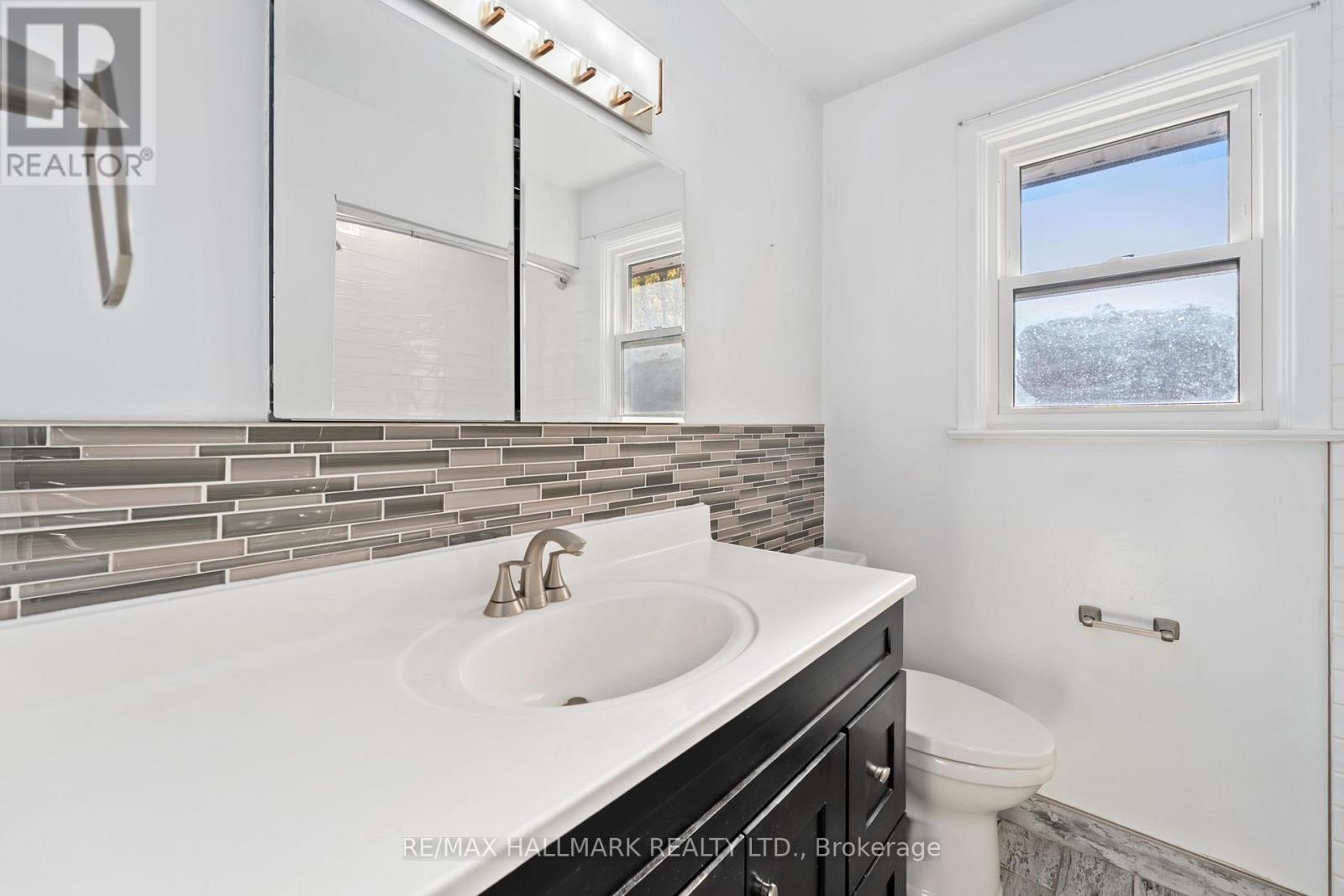 16 Stanwell Drive, Toronto, Ontario  M1P 4H5 - Photo 9 - E12513338