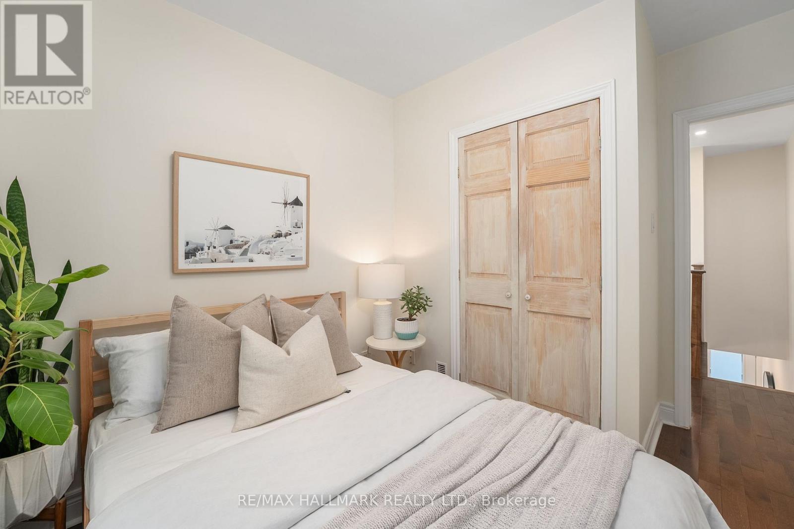 89 Knox Avenue, Toronto, Ontario  M4L 2P1 - Photo 24 - E12513354