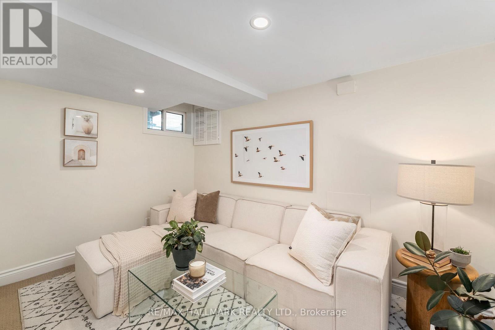 89 Knox Avenue, Toronto, Ontario  M4L 2P1 - Photo 25 - E12513354