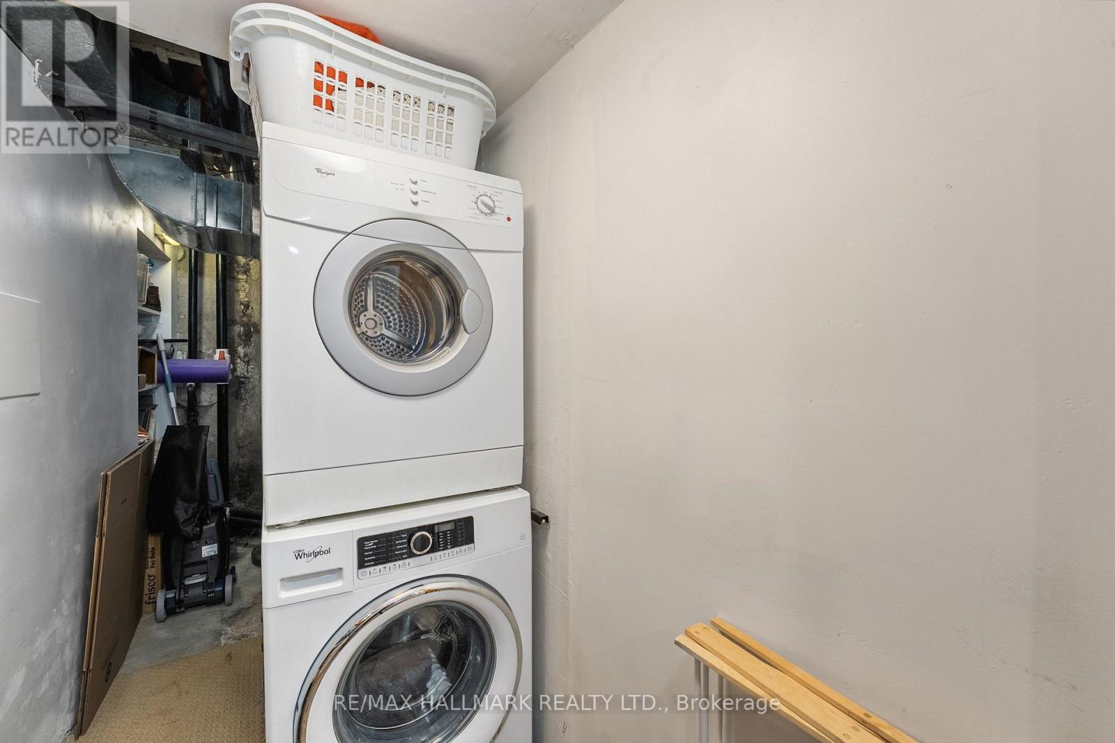 89 Knox Avenue, Toronto, Ontario  M4L 2P1 - Photo 29 - E12513354