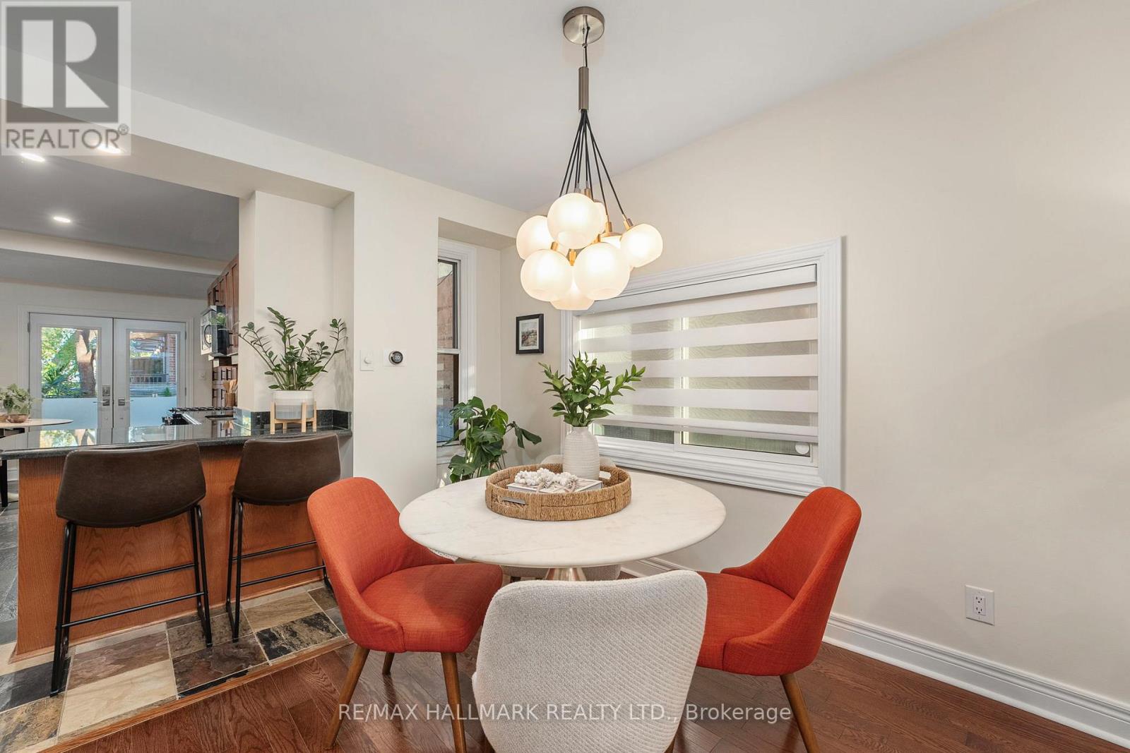 89 Knox Avenue, Toronto, Ontario  M4L 2P1 - Photo 9 - E12513354